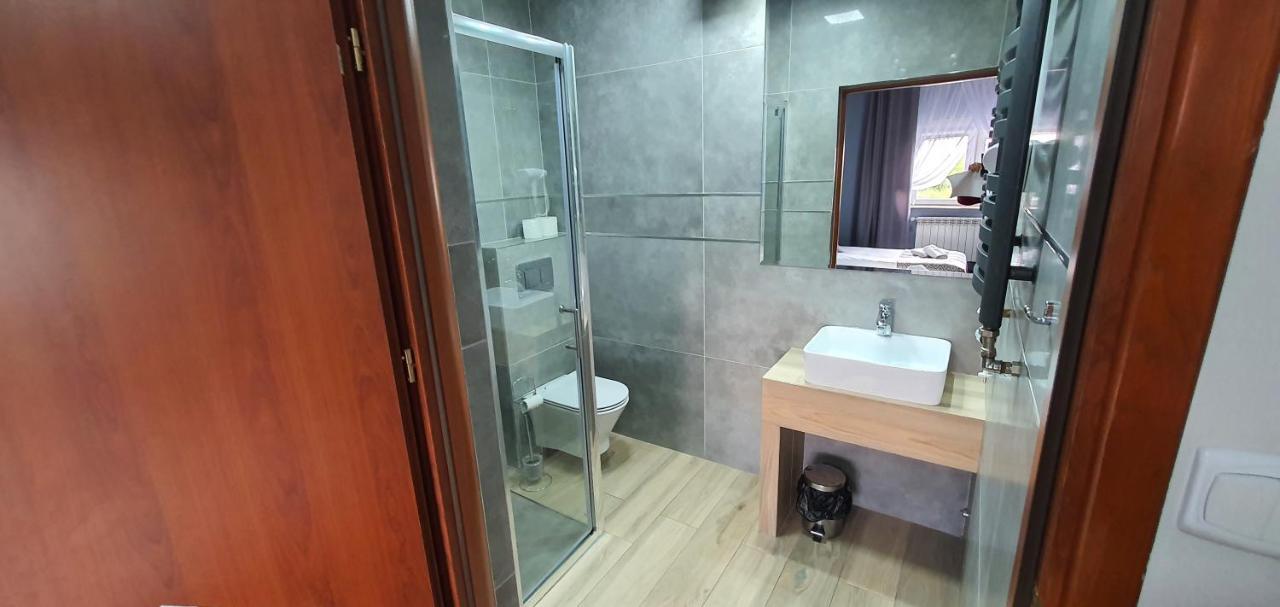 Hotel Bursztynowy Jozefow na Wisla Экстерьер фото