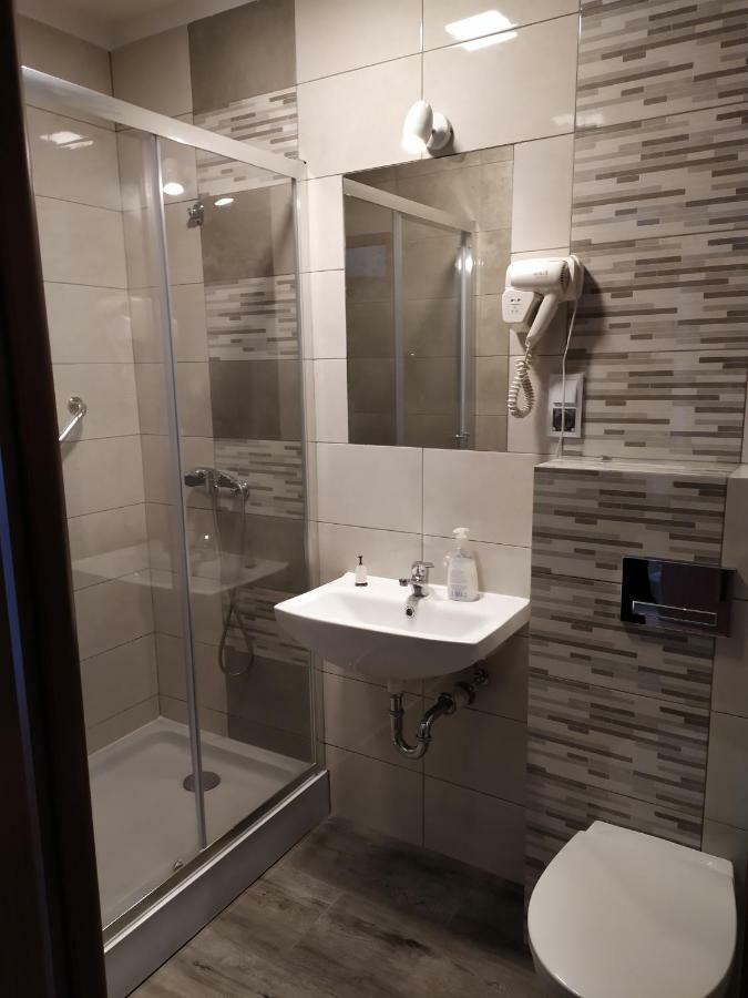 Hotel Bursztynowy Jozefow na Wisla Экстерьер фото