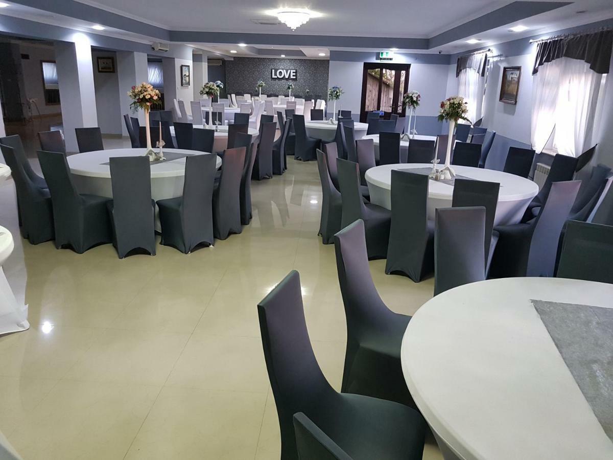 Hotel Bursztynowy Jozefow na Wisla Экстерьер фото